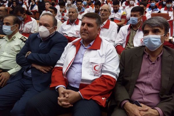 رسانههای محلی گلستان: برادر غریبآبادی به دلیل «رابطه با یک کارمند زن» برکنار شده بود