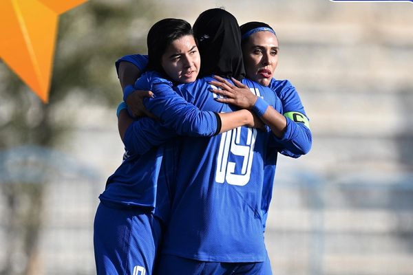 صعود تیم فوتبال زنان استقلال به پلیآف لیگ برتر با رکورد صددرصد برد