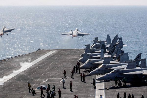 شركات صينية ترتبط بمؤسسات عسكرية تكشف تفاصيل تحركات الجيش الأميركي في خضم الحرب مع إيران