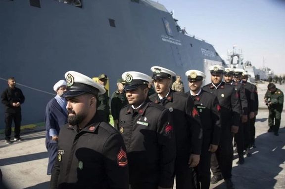 برای اولین بار کشتیهای جنگی جمهوری اسلامی در سواحل امارات پهلو گرفتند