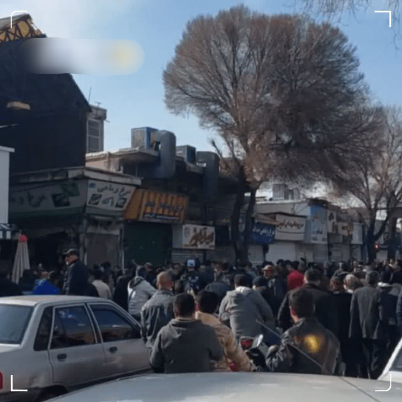 پیام مخاطب به ایران اینترنشنال: بیمارستان‌های قزوین از ۱۸ تا ۲۰ دی مملو از جنازه شدند