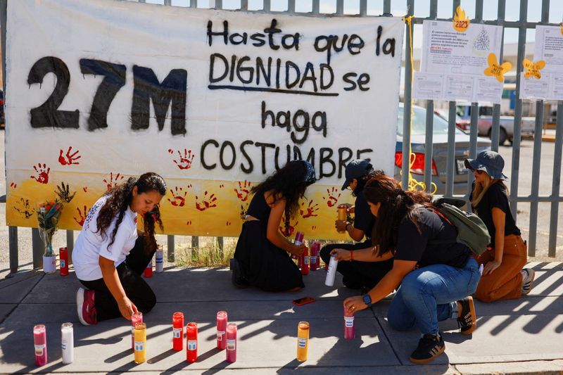 رییس قبلی موسسه ملی مهاجرت مکزیک بابت آتش‌سوزی مرگبار در مرکز بازداشت مهاجران عذرخواهی کرد