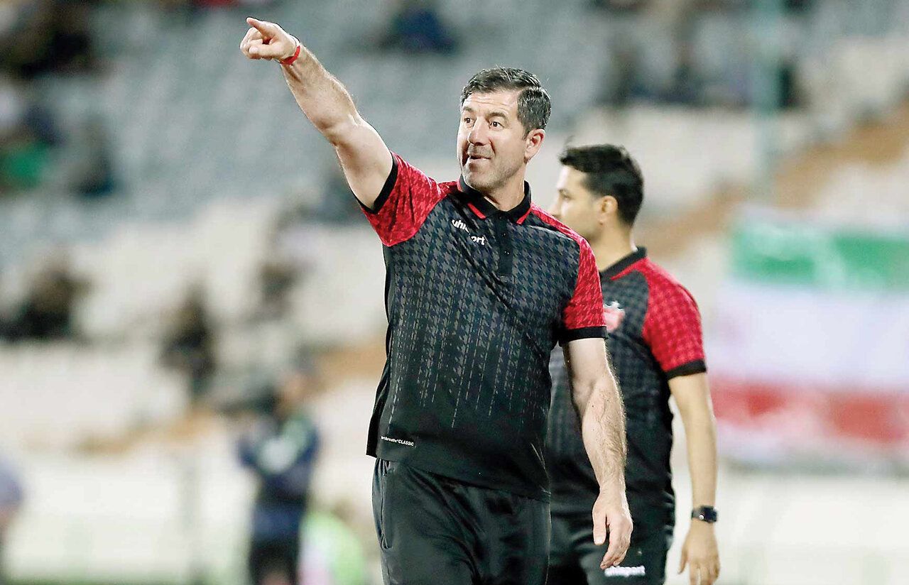 به دلیل عدم رعایت حجاب اجباری؛ رستوران کریم باقری برای دومین‌بار پلمب شد