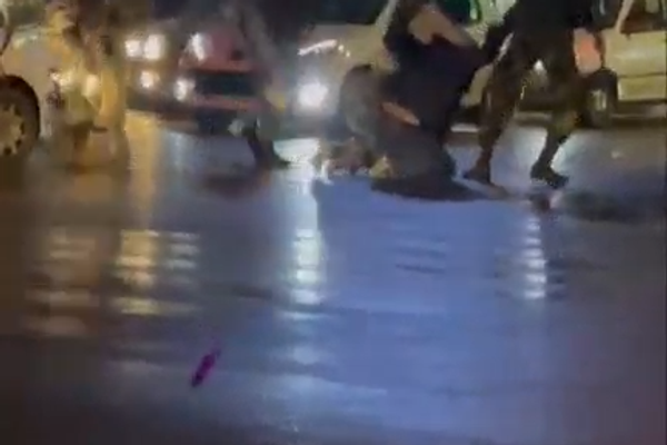 ۳۹ زندانی سیاسی و زندانی پیشین از فراخوان شاهزاده رضا پهلوی حمایت کردند