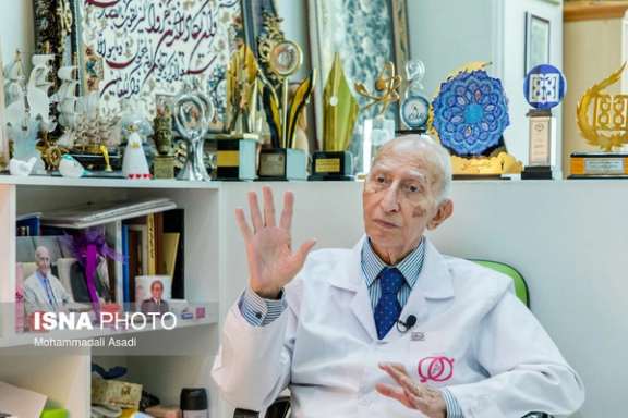 Professor Dariush Farhoud