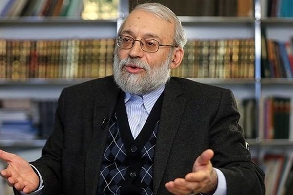 مسؤول إيراني: ترامب "أحمق لا يعرفنا" وطهران لن تنحني