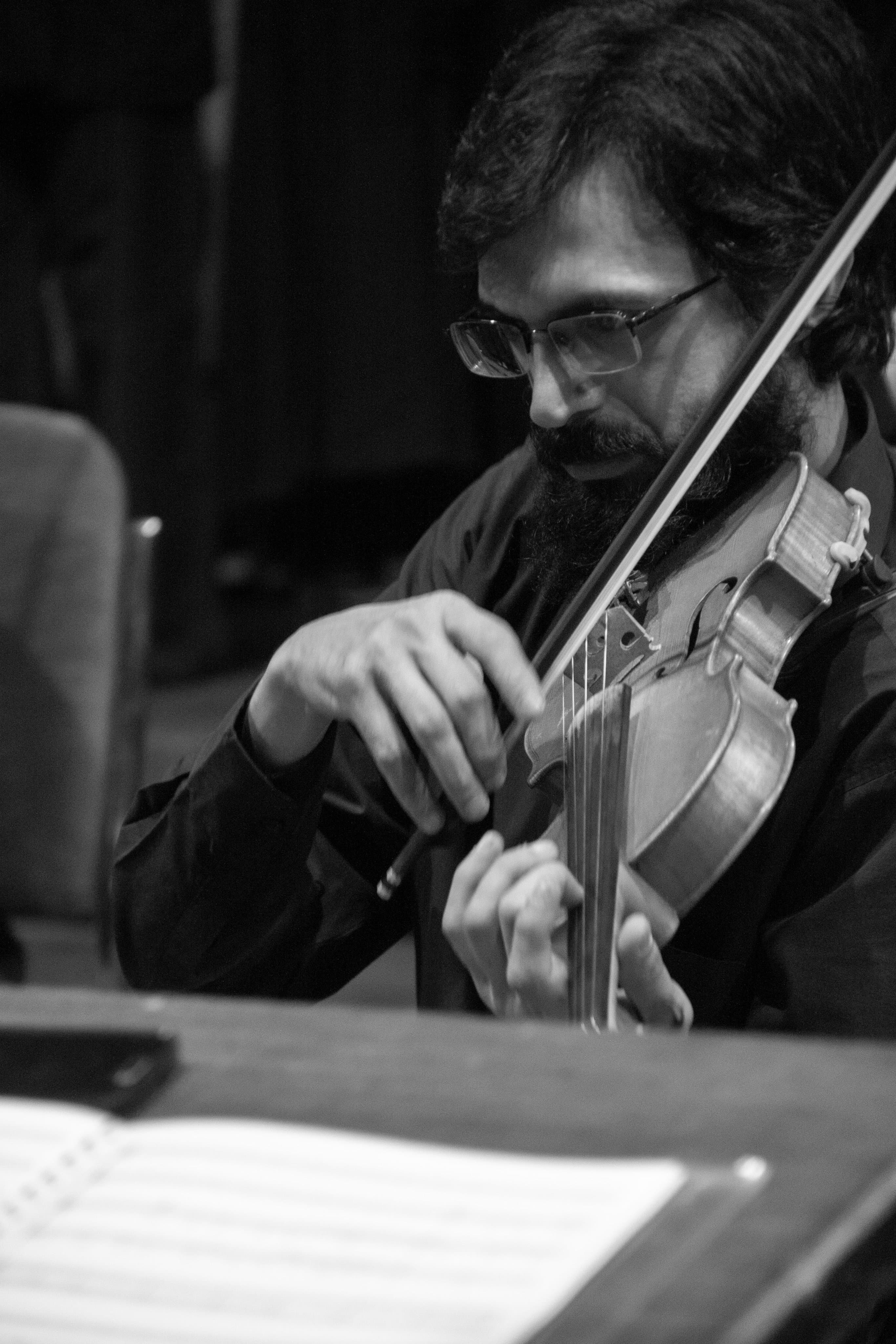 کشته‌شدن یک نوازنده ویولن در اعتراضات تهران