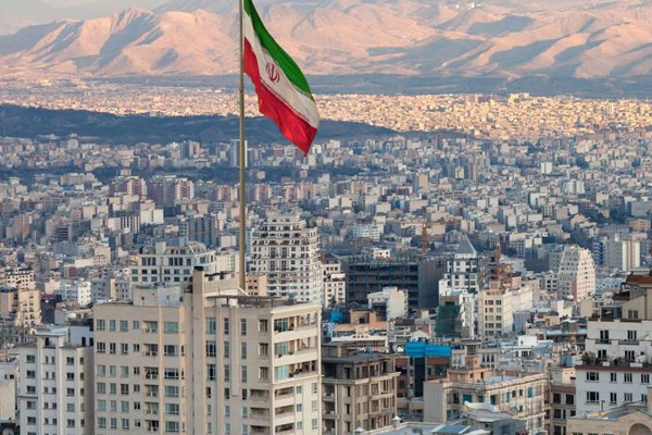 الخارجية الإسرائيلية: يجب تغيير النظام في إيران لا العاصمة