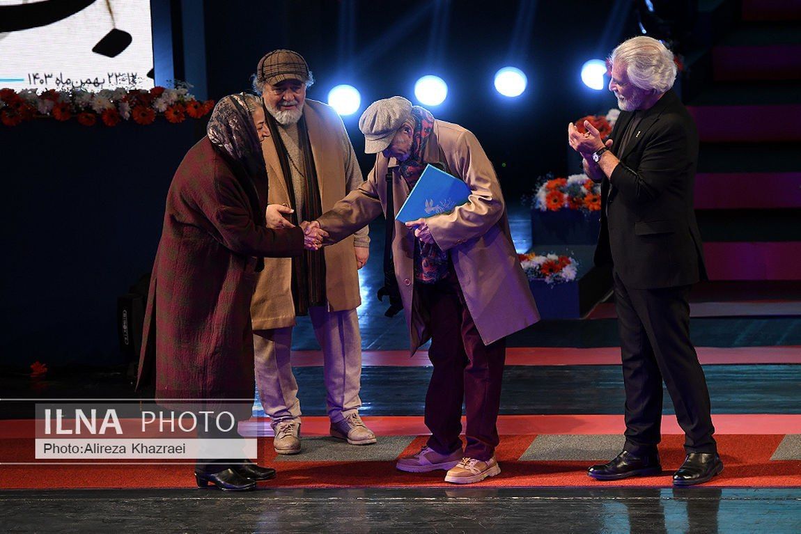 تشکیل پرونده برای مرضیه برومند و رضا بابک؛ عضو شورای نگهبان دست دادن آنان را فحشا خواند