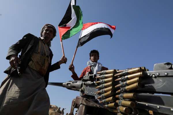 Trump says Iran must end help for Houthis