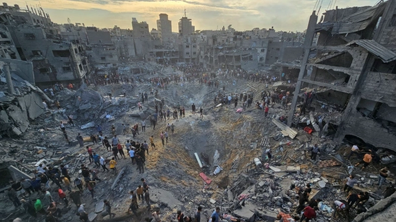 قطع اینترنت و ارتباطات غزه با تشدید حمله اسرائیل؛ آمریکا ۳۰۰ نیروی دیگر به منطقه میفرستد