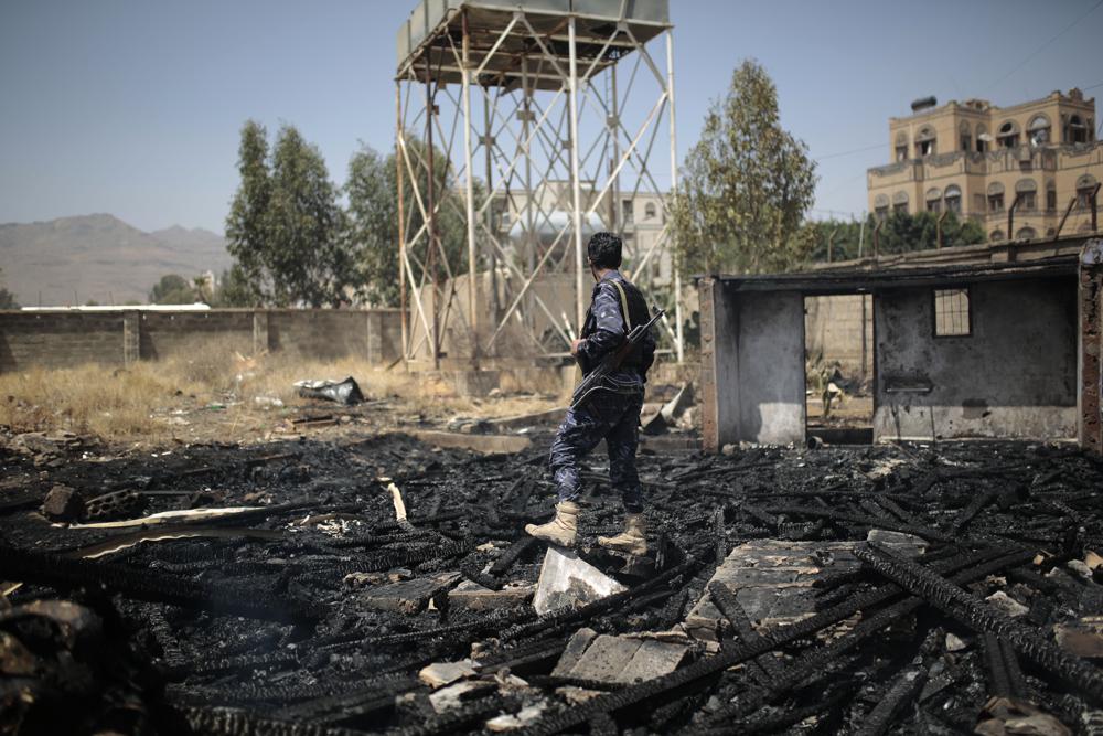 ائتلاف نظامی به رهبری عربستان سعودی مواضع حوثی‌ها را در حدیده و صنعا هدف قرار داد