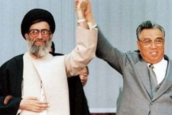 عُزلة داخلية مطلقة ورقابة أمنية مشددة.. إيران تمضي نحو نموذج كوريا الشمالية