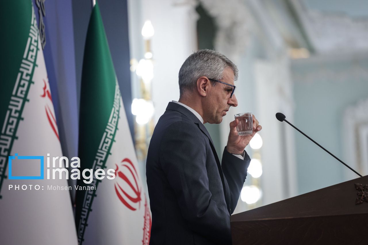 الخارجية الإيرانية: غروسي يدرك سلمية برنامجنا النووي.. وتصريحاته تمهد لهجوم محتمل