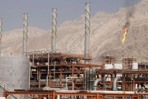 Sanctions Hinder China Paying For Iranian Oil - Ex-Envoy