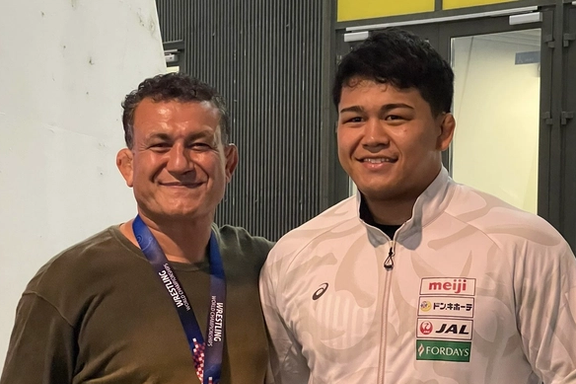 آرش یوشیدا، عضو تیم ملی کشتی ژاپن: از پیامهای طرفداران ایرانی شگفتزده شدهام