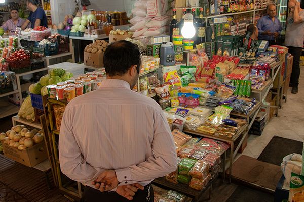 Iran media sound alarm over worsening economic crisis