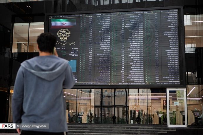 تشدید بحران اقتصادی در ایران؛ بازدهی بازار بورس تهران در پنج ماه نخست امسال منفی بود