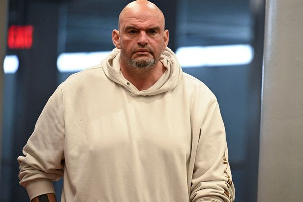 سيناتور أمريكي: إيران أنفقت المليارات على النووي والوكلاء بدلاً من بنيتها التحتية للمياه