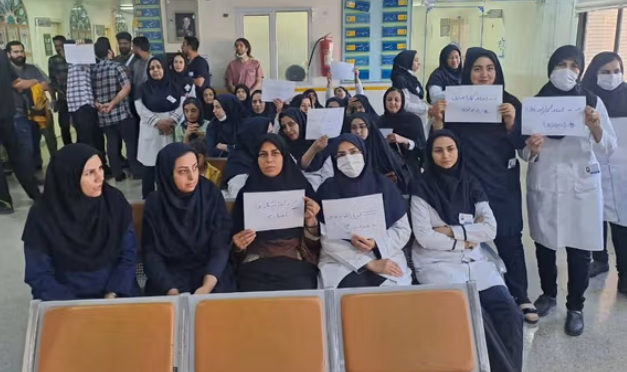 رئيس منظمة التمريض في إيران: متوسط المتأخرات المالية للممرضين بلغ 6 أشهر