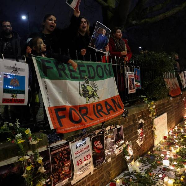 ایرانیان در نقاط مختلف جهان در حمایت از انقلاب ملی دست به تجمع زدند