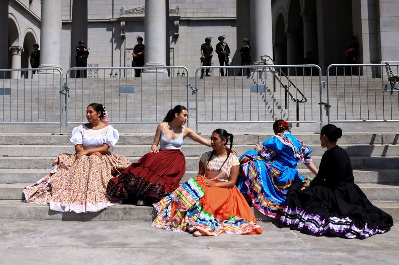 مهاجرت زنان؛ جابه‌جایی مرزها و بازتولید نابرابری