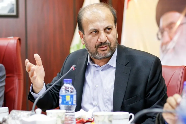 نائب إيراني: أزمات المياه والكهرباء تتفاقم والبرلمان يتقاعس عن مساءلة وزير الطاقة