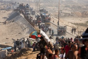 ارتش اسرائیل: بیش از ۵۵۰ هزار فلسطینی به جنوب نوار غزه منتقل شدهاند