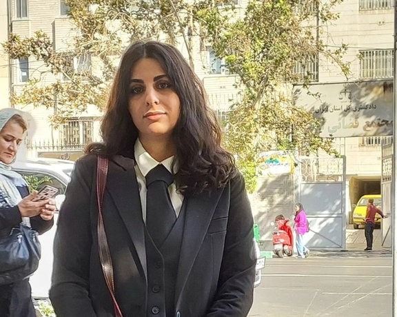 سپیده رشنو از محکومیت خود به شش ماه حبس خبر داد که بیش از ۳ سال حبس قبلی را هم فعال میکند