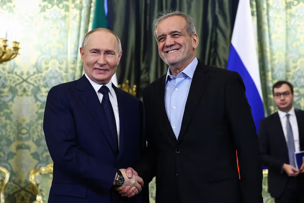 Russian tells Iranians: Alliance with Moscow can counter the West