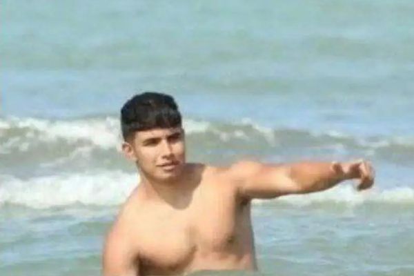 Kurdish Citizen in Iran Hangs Himself After State Intimidation