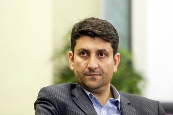 Iran's telecoms minister under fire over continued internet filtering