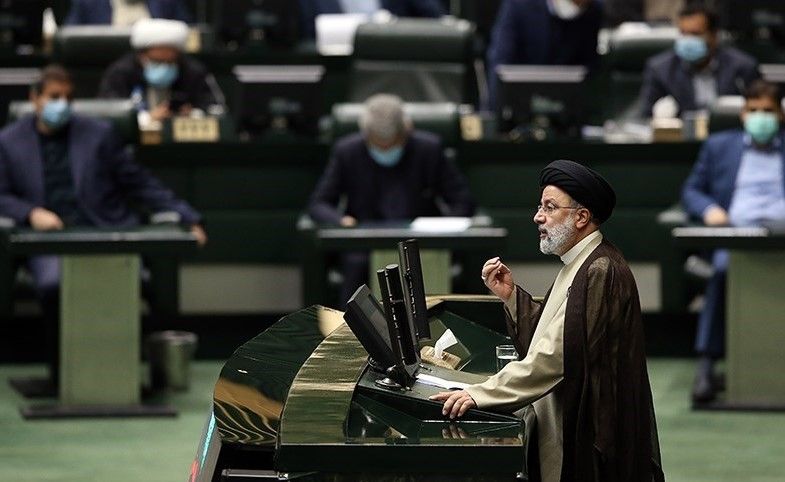 President Raisi addressing the parliament in 2022