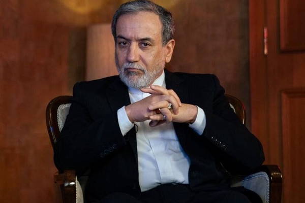 عراقجي: إسرائيل اضطرت للجوء إلى ترامب لإنهاء الحرب مع إيران