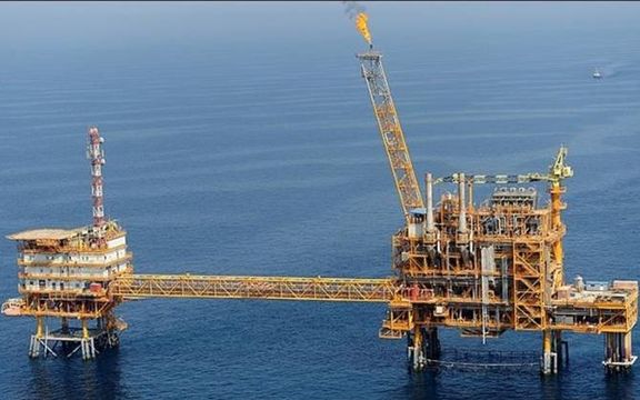 دبیر کل فدراسیون صنعت نفت: تا سال ۱۴۱۰ ایران از صادرکننده انرژی به واردکننده تبدیل میشود