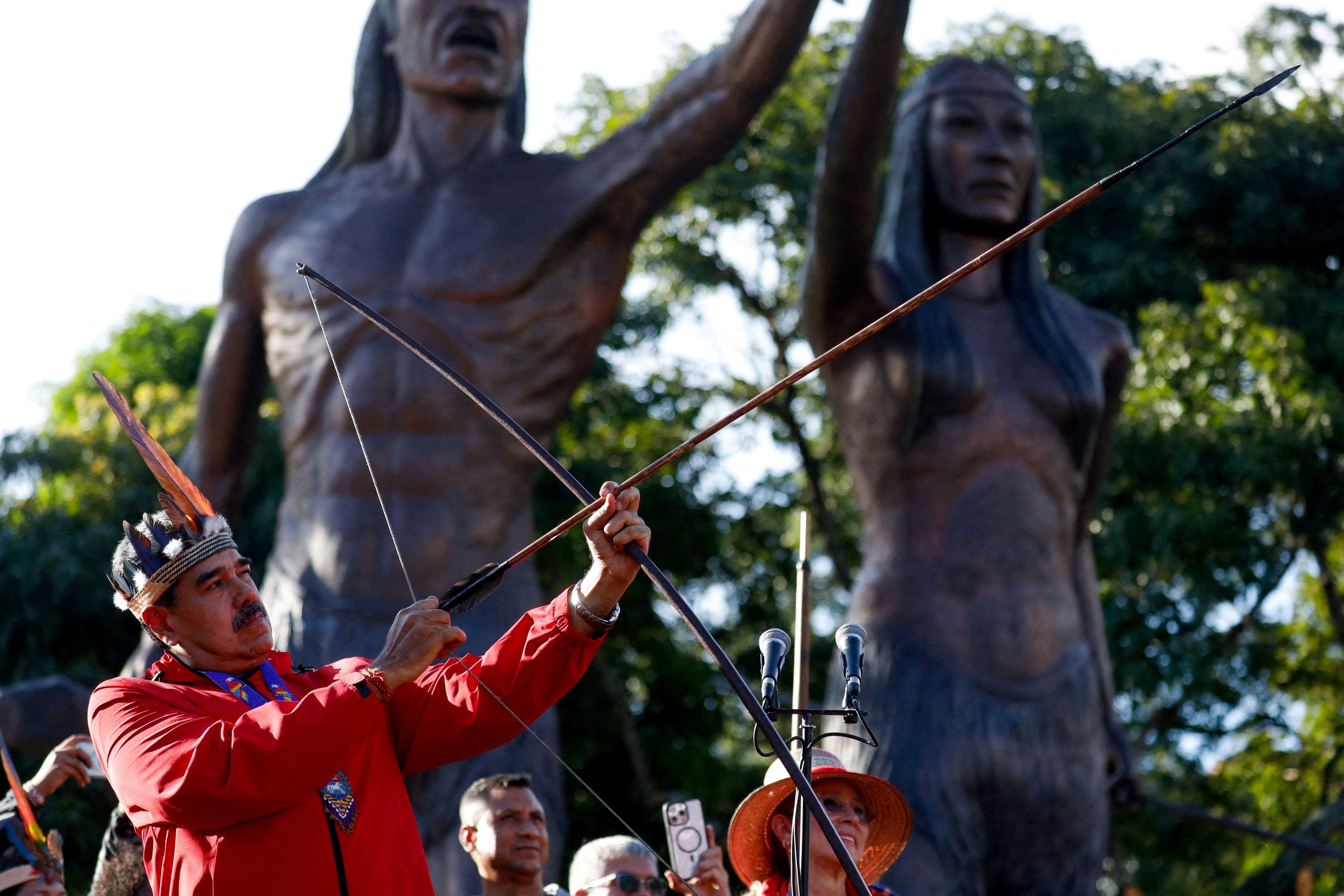 ونزوئلا در دو راهی؛ اختلاف اپوزیسیون بر سر مداخله نظامی آمریکا