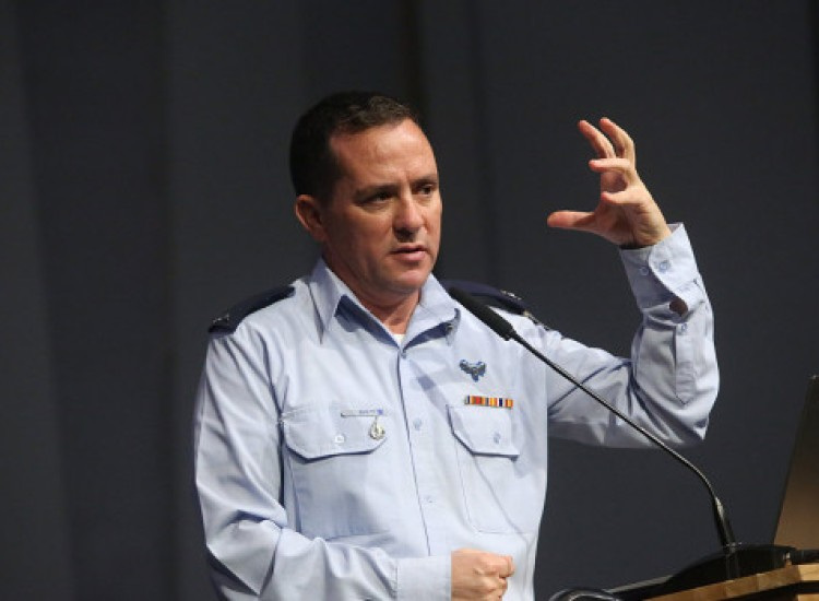 قائد الدفاع الجوي الإسرائيلي السابق: هذه المرة سنخوض مواجهة عسكرية مختلفة مع إيران