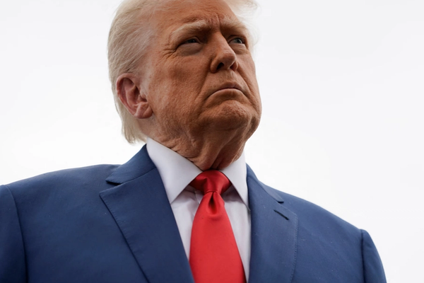 "إسرائيل هيوم": قرار ترامب بوقف حرب الـ12 يومًا "جنّبت إسرائيل أضرارًا محتملة"