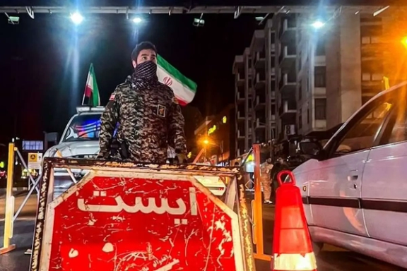 کشته شدن نیروهای سپاه و بسیج در حملات پهپادی به ایستهای بازرسی در تهران و کرج