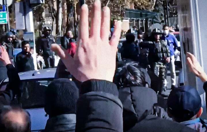 الخارجية الإسرائيلية: غضب الإيرانيين يتصاعد ضد نظام أهدَر أموالهم لدعم الإرهاب 