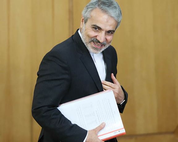 محمدباقر نوبخت:حقوق کارکنان دولت یک روز عقب نیفتاده است
