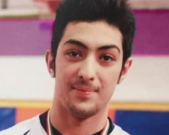 پدر آرمان عبدالعالی، کودک-مجرم محکوم به اعدام، از به تعویق افتادن اجرای حکم او خبر داد