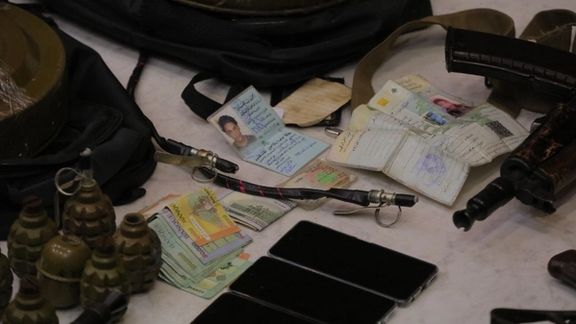 مدارک کشف شده از افراد بازداشت شده