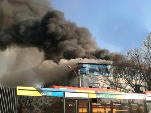 اورژانس تهران: در آتشسوزی مسافرخانه جنوب تهران تاکنون یک نفر کشته و دو نفر مصدوم شدهاند