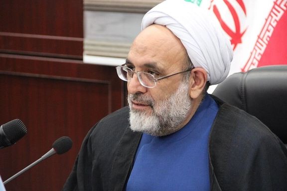 Iran's Judiciary Closes 12 Schools For Alleged Promotion of Baha'i Faith