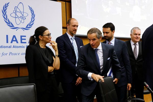 Iran Exhibits Low-Key Reaction to UN Nuclear Censure