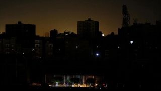 بلوف رفع کمبود برق ایران با انرژی هستهای