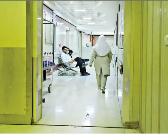 Official Warns About Rising Suicide Rates Among Iranian Doctors