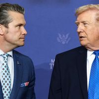 آکسیوس: آمریکا برای زدن ضربه نهایی به جمهوری اسلامی آماده میشود