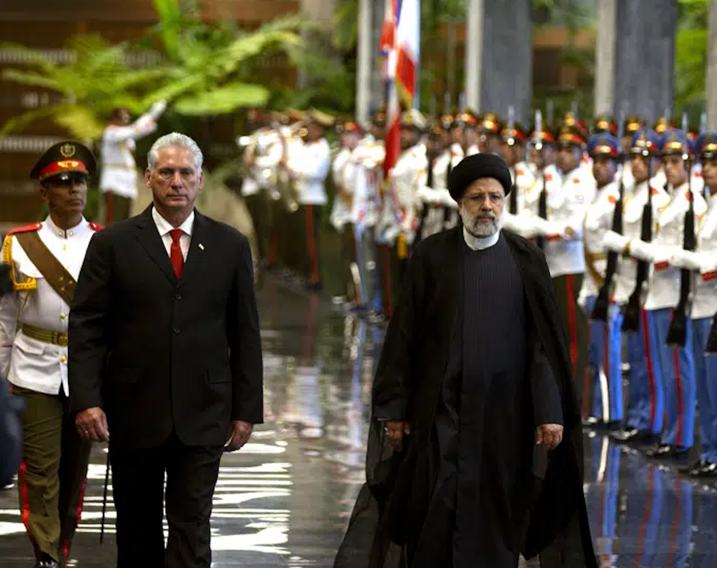 ابراهیم رئیسی در هاوانا با رییس‌جمهوری کوبا دیدار کرد